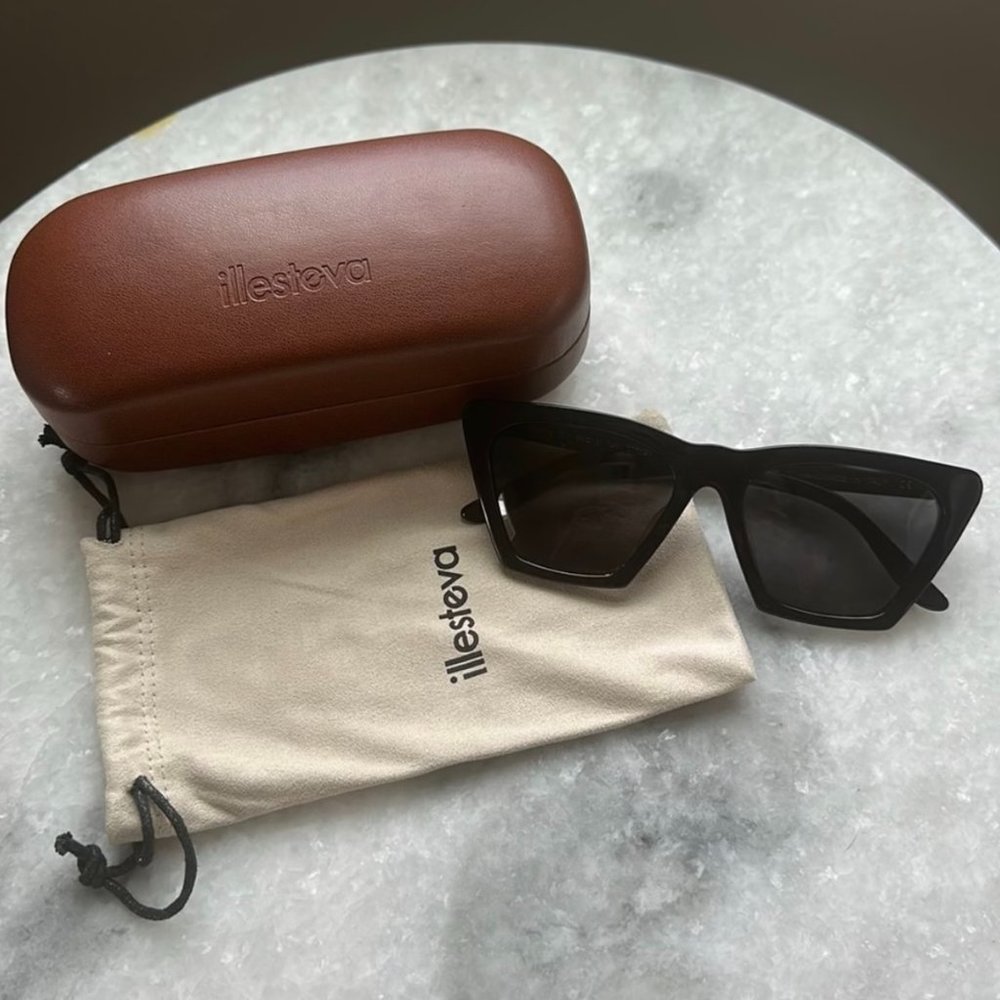Illesteva Lisbon Sunglasses